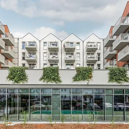 Διαμέρισμα Port With Swimming Pool, & Gym By Renters Kołobrzeg