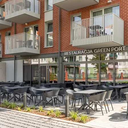 Port With Swimming Pool, Spa&gym By Renters *