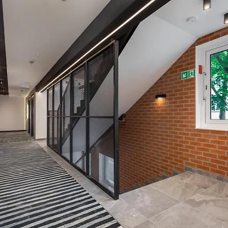 Port With Swimming Pool, & Gym By Renters 公寓 *